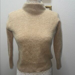 Vince 100% Cashmere Women's Tan Turtleneck Sweater